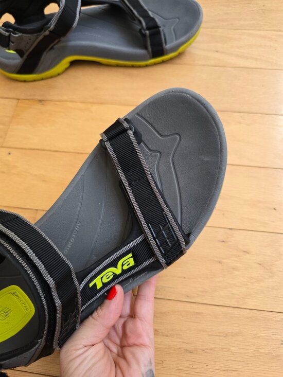 Teva | Hurricane XLT grey lime green outdoor sporty sandals | MENS 10 main image 6